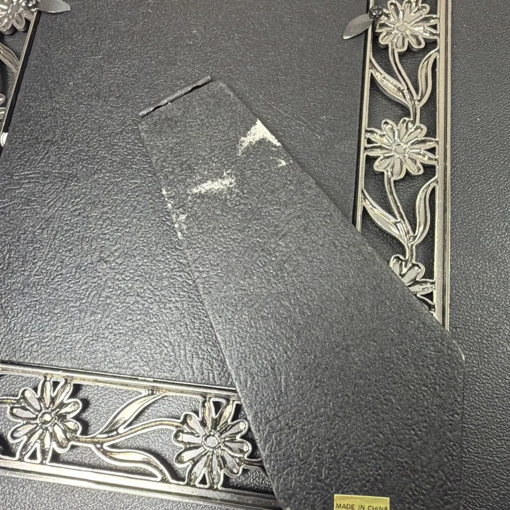 VTG Y2K Silver Finish 5 X 7 Daisy's Picture Frame 90's 2000's Large Metal Gift